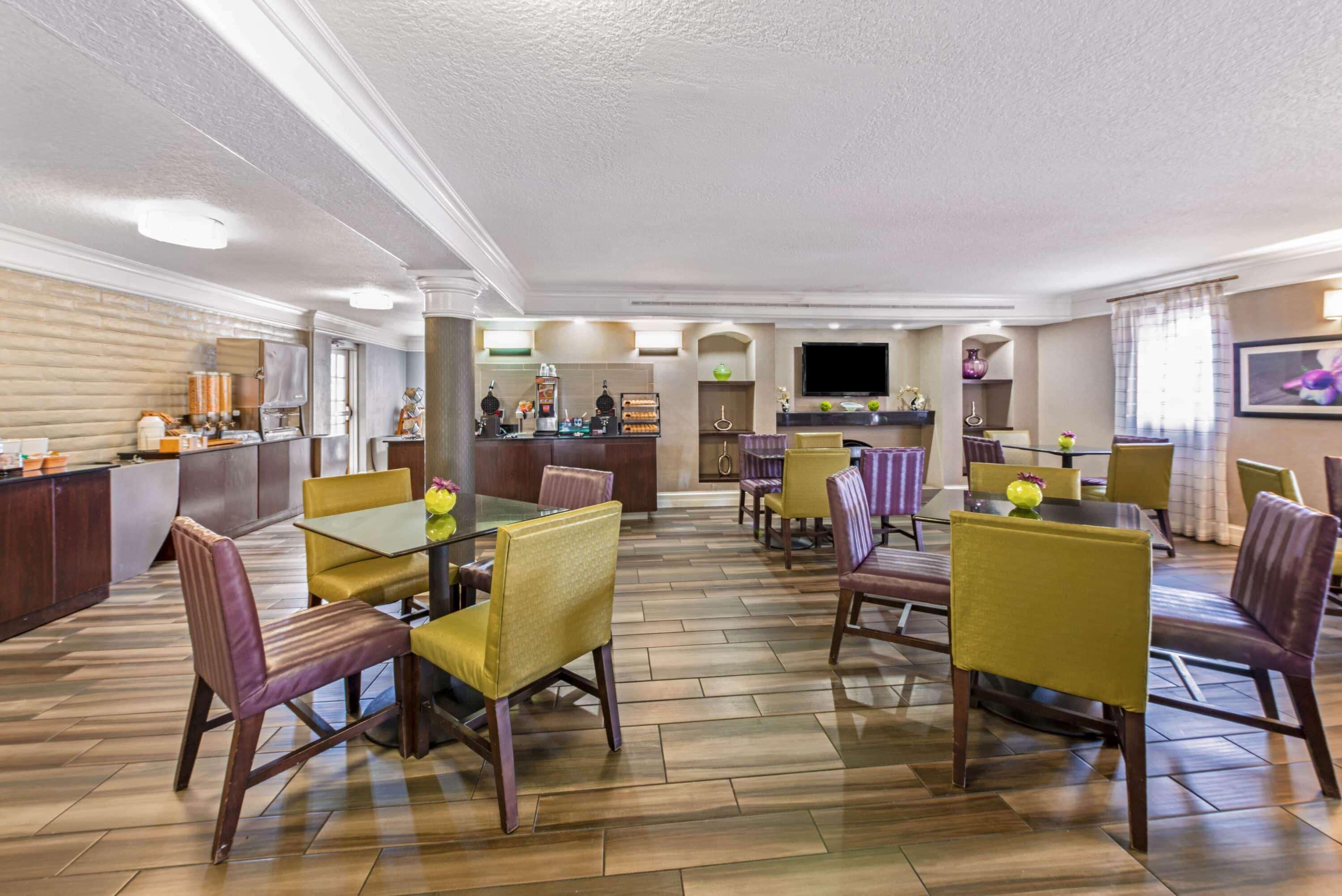 מיאמי ספרינגס La Quinta Inn By Wyndham Miami Airport North מראה חיצוני תמונה